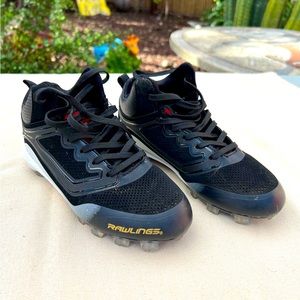 Kids cleats, size 1 1/2, black